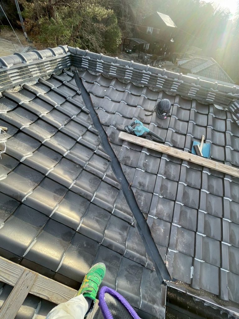 豊田市で谷板金を新しくした完成写真
