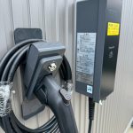 守山区の整備工場に取り付けた電気自動車充電設備